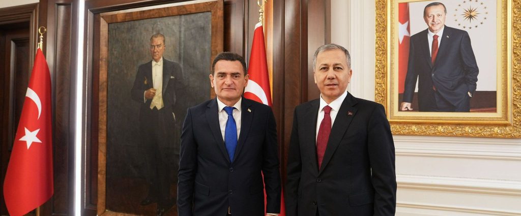 Dursun Oğuz ve heyeti, Ali Yerlikaya ile Ankara’da görüştü – BRTK