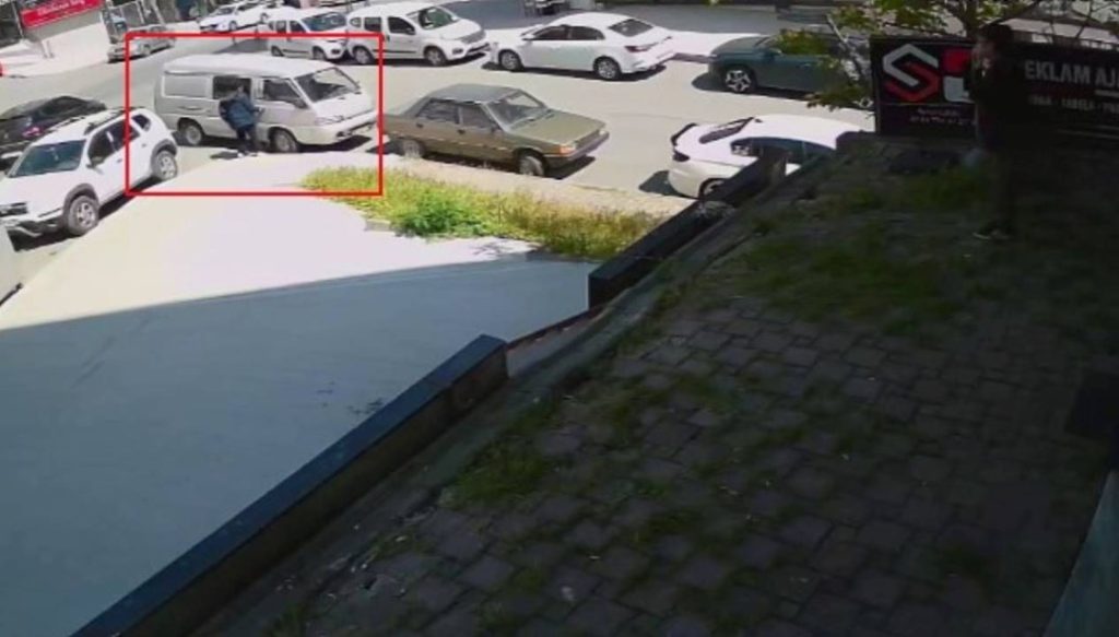 Aracını çalmak isteyen hırsızı suçüstü yakaladı – Son Dakika Türkiye Haberleri