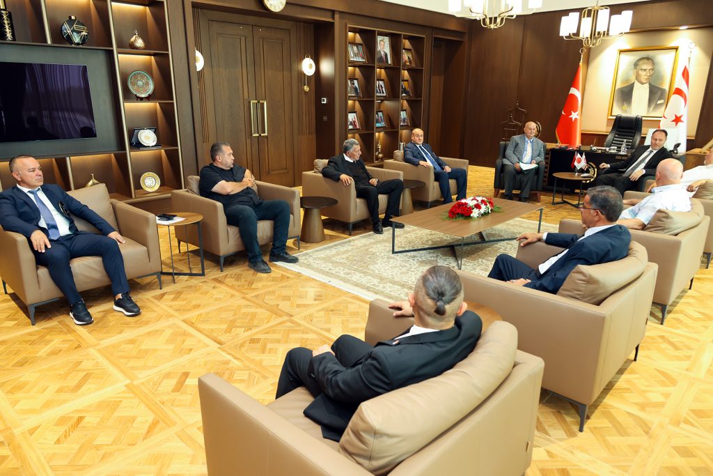 Öztürkler, Milli Mücadele Vakfı heyetini kabul etti – BRTK