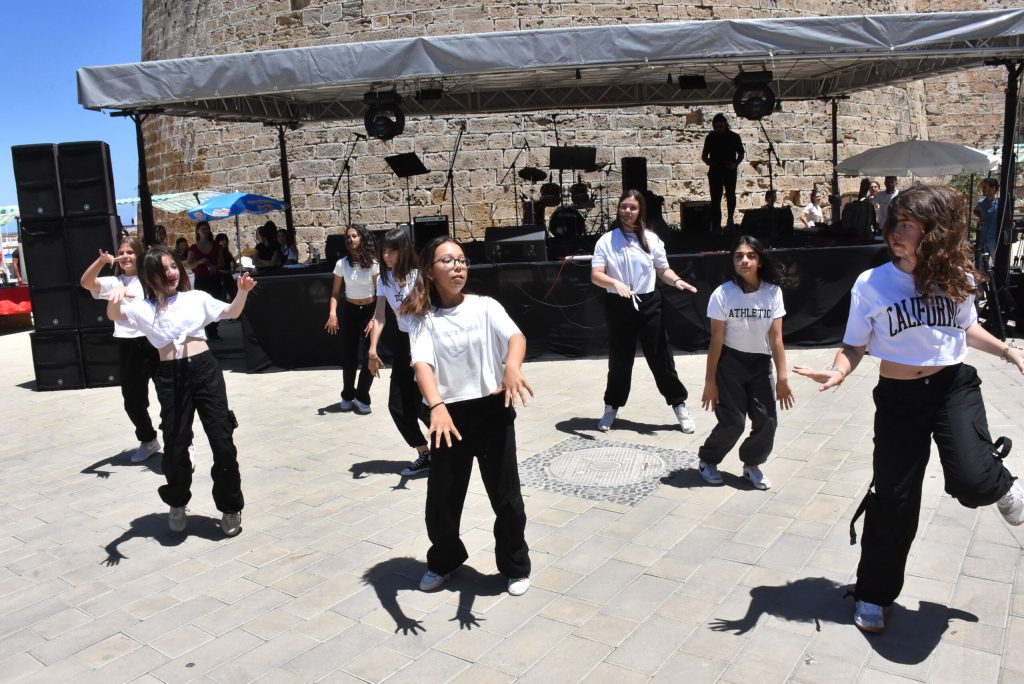 19 Mayıs Atatürk’ü Anma, Gençlik ve Spor Bayramı Girne Antik Liman’da kutlandı – BRTK