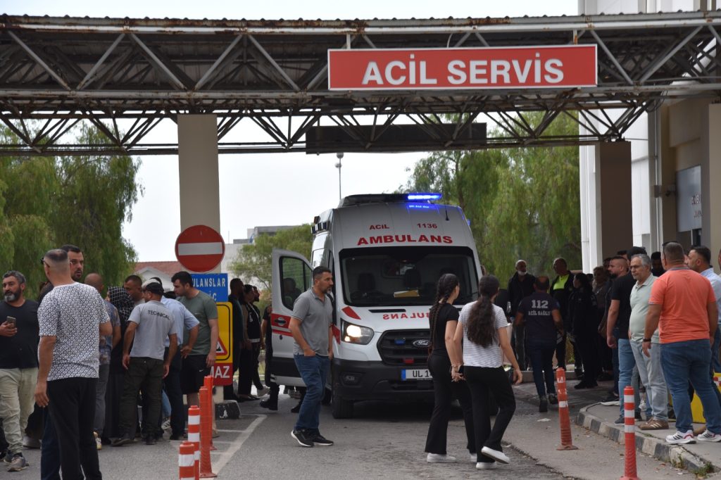 Yenierenköy’deki kazada yaralanan 3 öğrencinin tedavileri sürüyor – BRTK