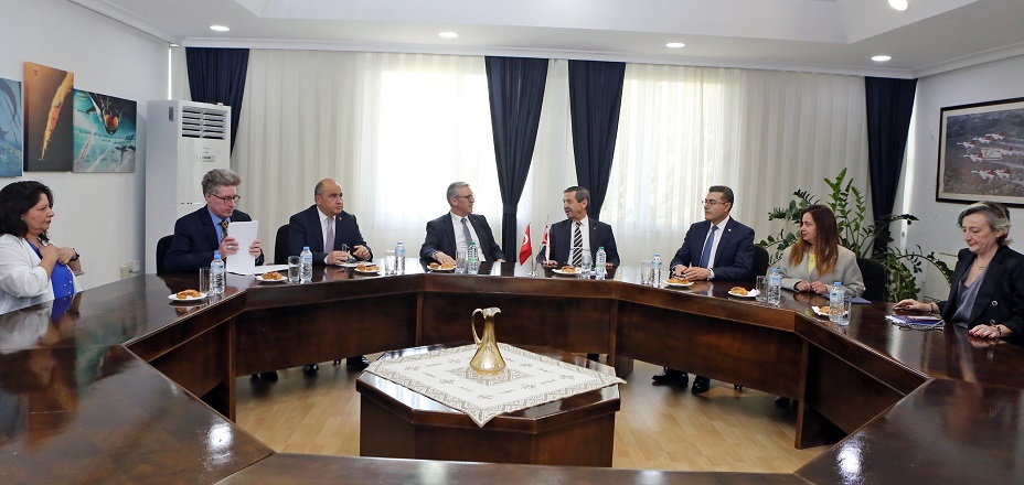 Dışişleri Bakanı Ertuğruloğlu, Özügergin ve heyetini kabul etti – BRTK