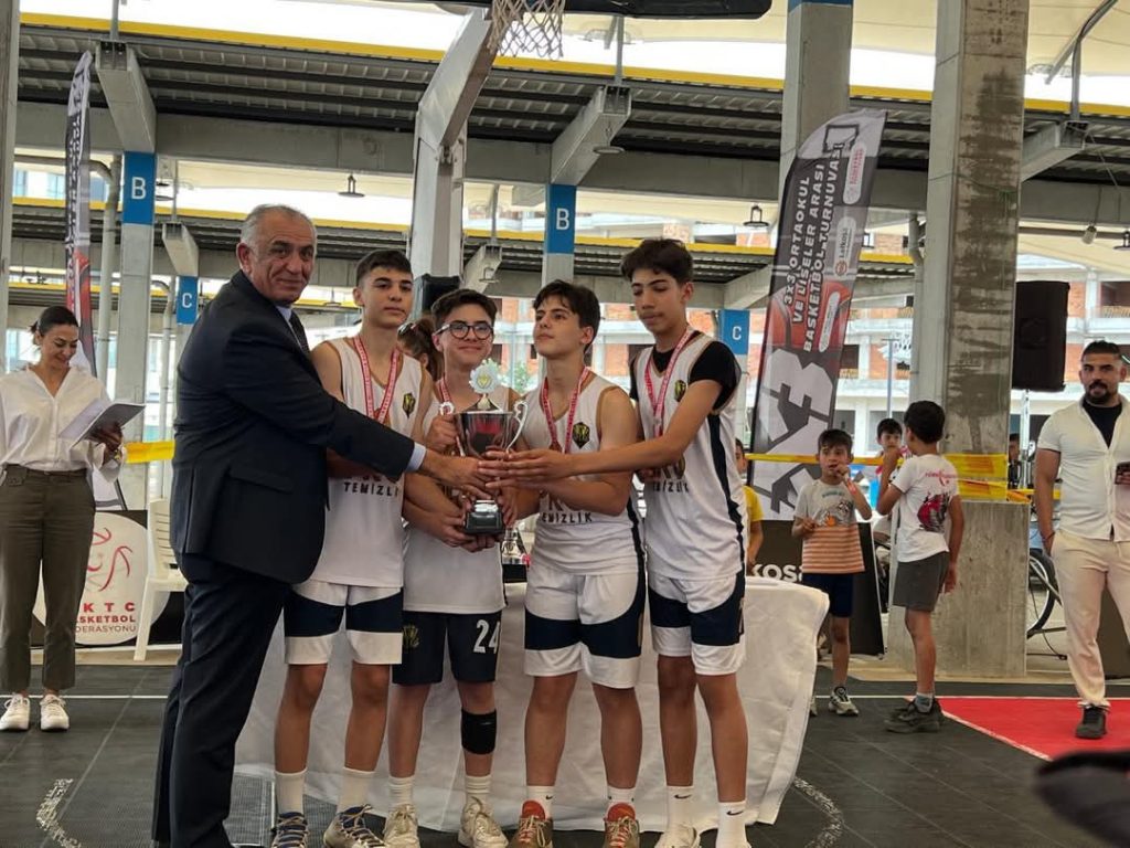3X3 Ortaokul ve Liseler arası Basketbol Turnuvası’nda dereceye giren okullar belli oldu – BRTK
