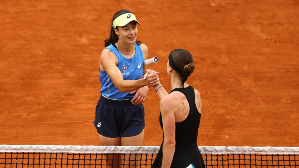 Svitolina, Zeynep Sönmez’i 2-0’la geçti