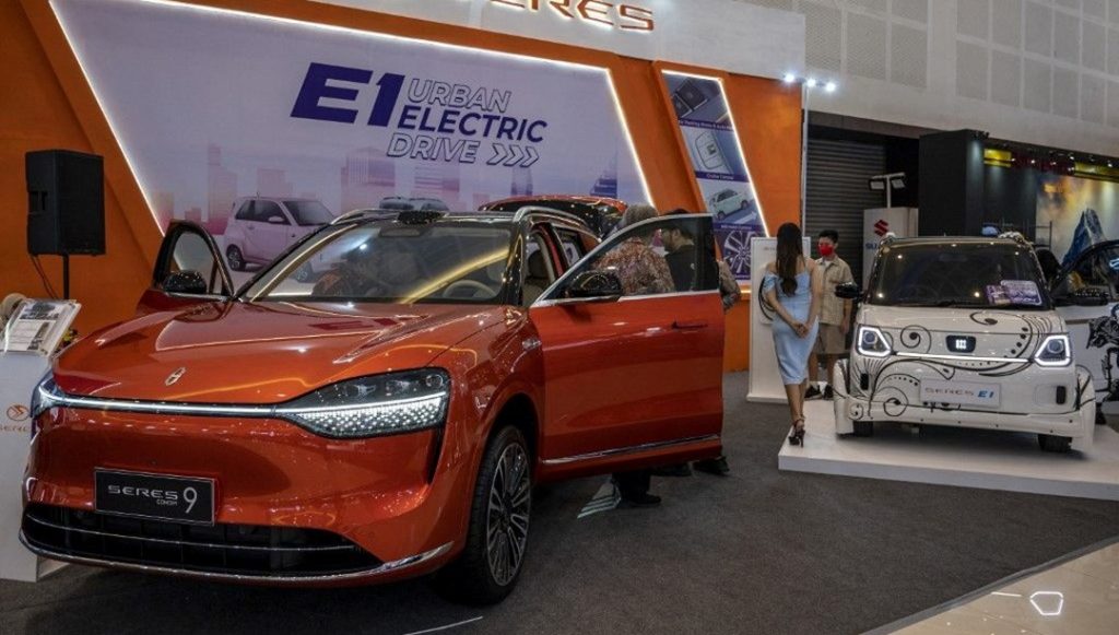 Çinli devin ayak sesleri… Mercedes, BMW’yi solladı