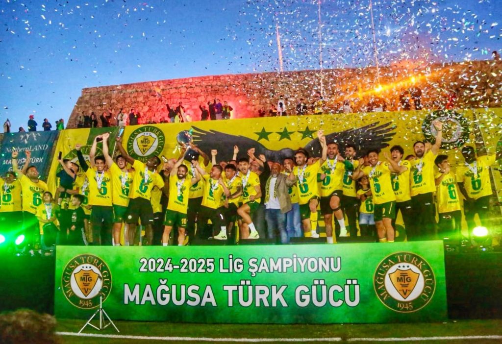 Türk Gücü kupasına kavuştu