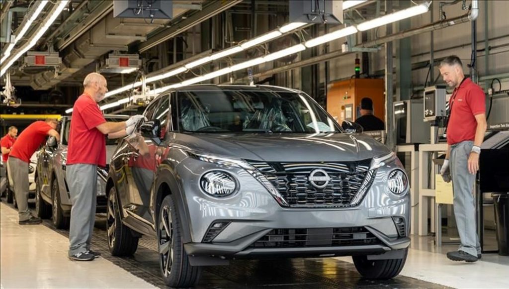 Nissan yolun sonuna mı geldi? Fabrikalar kapanıyor