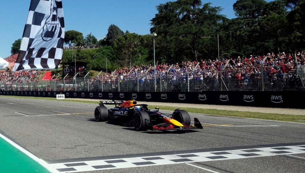 Formula 1’de kazanan Verstappen – Son Dakika Spor Haberleri