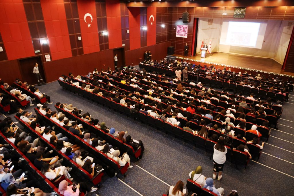 Meclis Başkanı Öztürkler Türkiye’de konferans verdi – BRTK