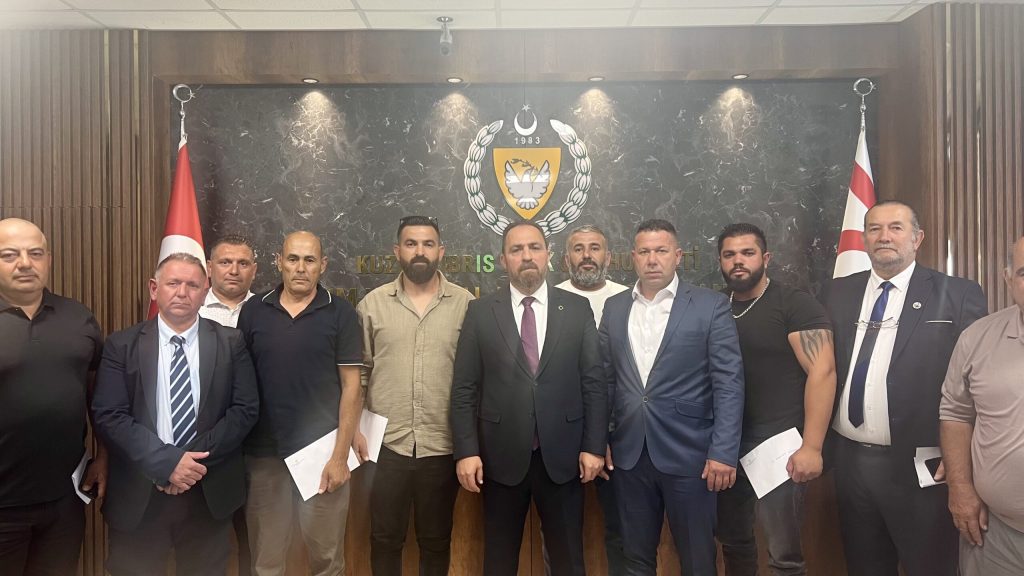 Tarım ve Doğal Kaynaklar Bakanı Çavuş, Kıbrıs Türk Çiftçiler Birliği’ni kabul etti – BRTK