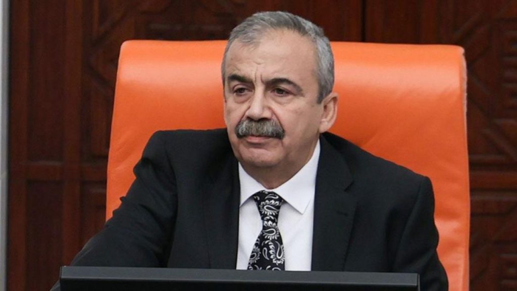 Sırrı Süreyya Önder bugün son yolculuğuna uğurlanıyor – BRTK