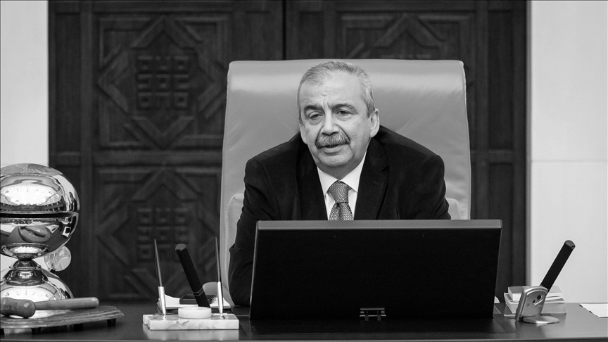 Öztürkler, Sırrı Süreyya Önder’in vefatı dolayısıyla taziye mesajı yayımladı – BRTK