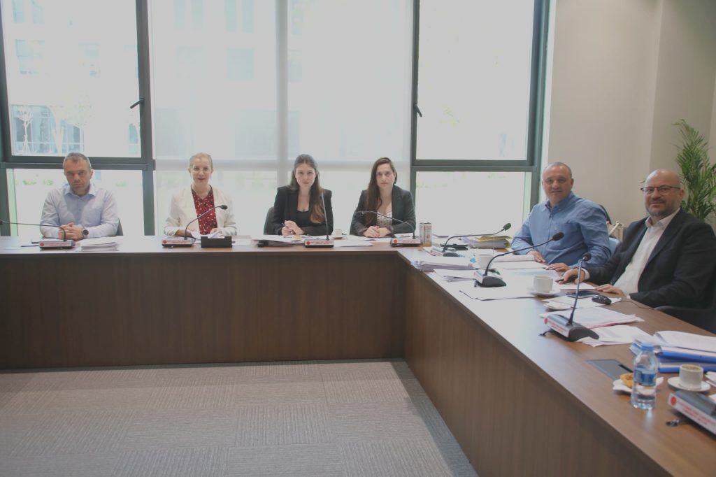 Maliye Komitesi sigorta yasa tasarılarını görüşmeye devam etti – BRTK