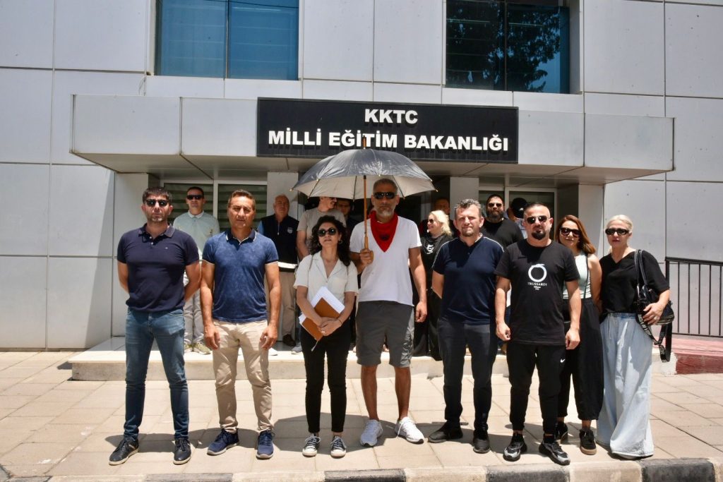 KTOEÖS Milli Eğitim Bakanlığı önünde eylem yaptı – BRTK