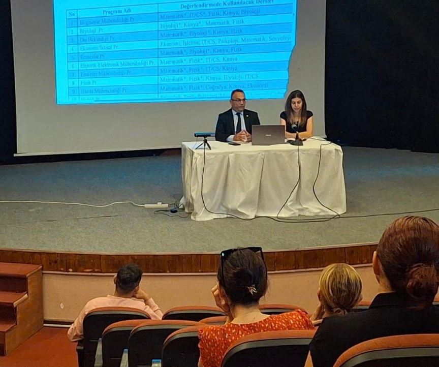 A Level sonuçlarına sahip öğrencilerin velilerine bilgilendirme toplantısı düzenlendi – BRTK