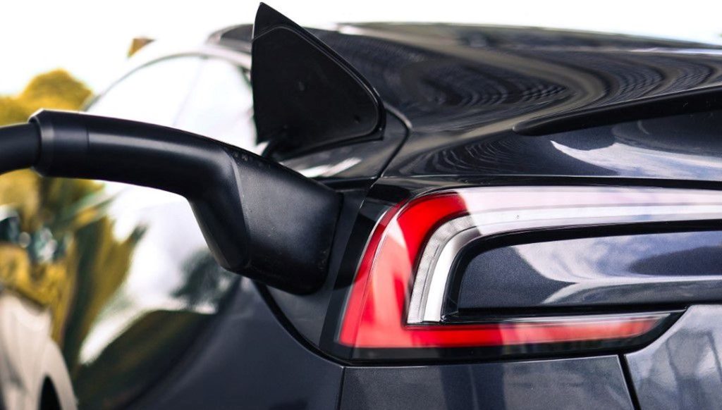 Elektrikli araç alanları aldattılar! Ticaret Bakanlığı yeni kurallar getirdi