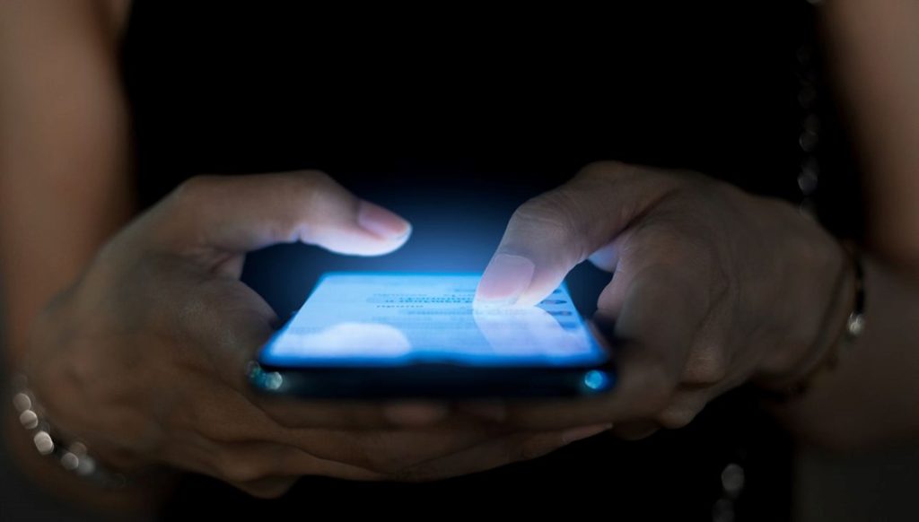 Çin devi rekor kırdı: Şarjı en uzun süre giden akıllı telefonlar belli oldu