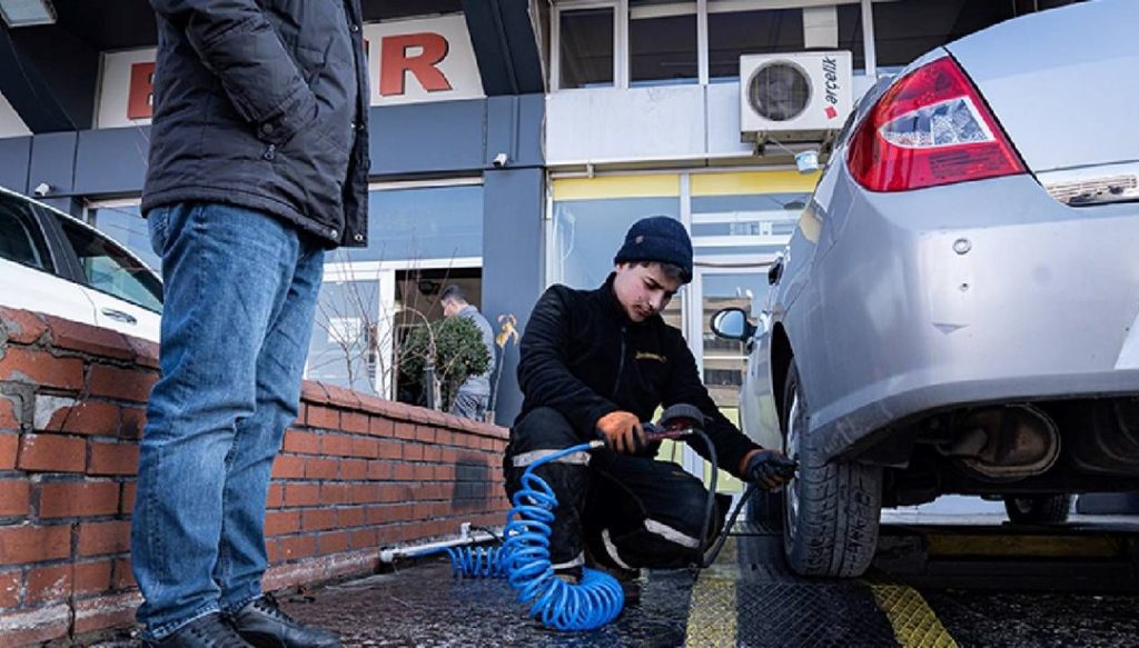 Hatalı lastik basıncı kaza yaptırıyor