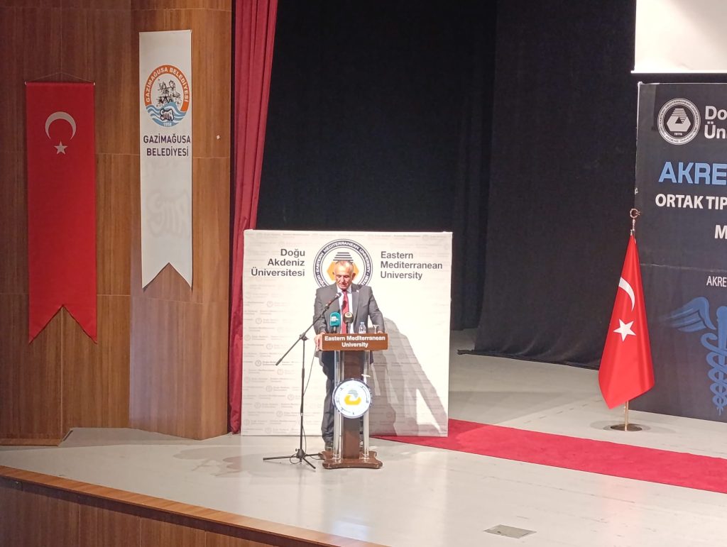 DAÜ ile Marmara Üniversitesi “Ortak Tıp Programı”nın akreditasyon belgesi düzenlenen törenle takdim edildi – BRTK