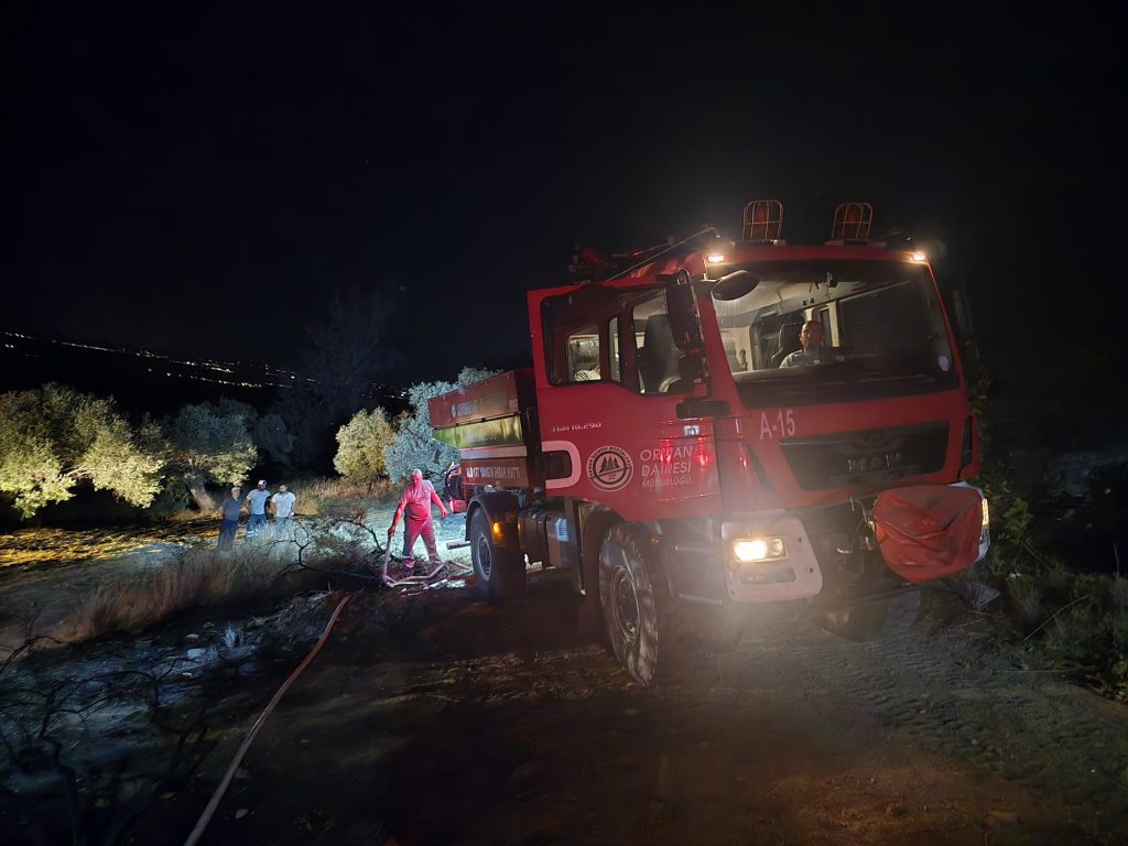 Yangın bölgesinde soğutma çalışmaları devam ediyor – BRTK