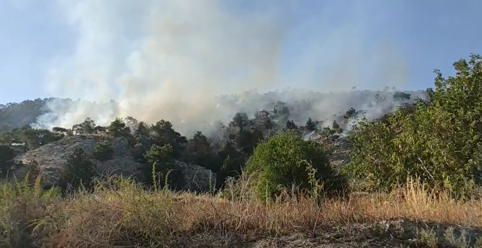 Yamaçköy’de yangın kontrol altında… Soğutma çalışmaları sürüyor – BRTK