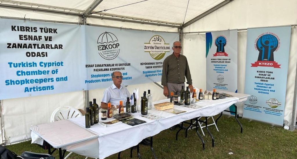 EZ-KOOP, Londra’da Kıbrıs Türk Kültür Festivali’nde kültürel ve sanayi ihraç ürünleriyle yerini aldı – BRTK
