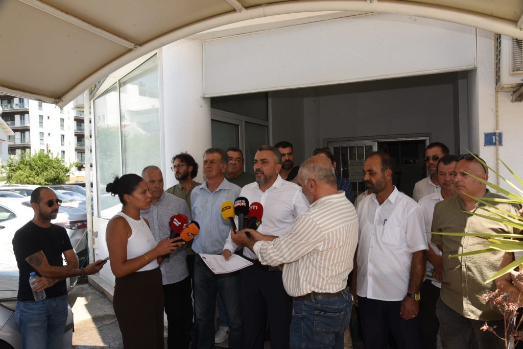 HÜR-İŞ, İhtiyat Sandığı Dairesi önünde basın açıklaması yaptı… – BRTK