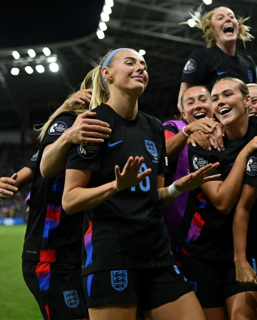 İngiltere finalde – BRTK