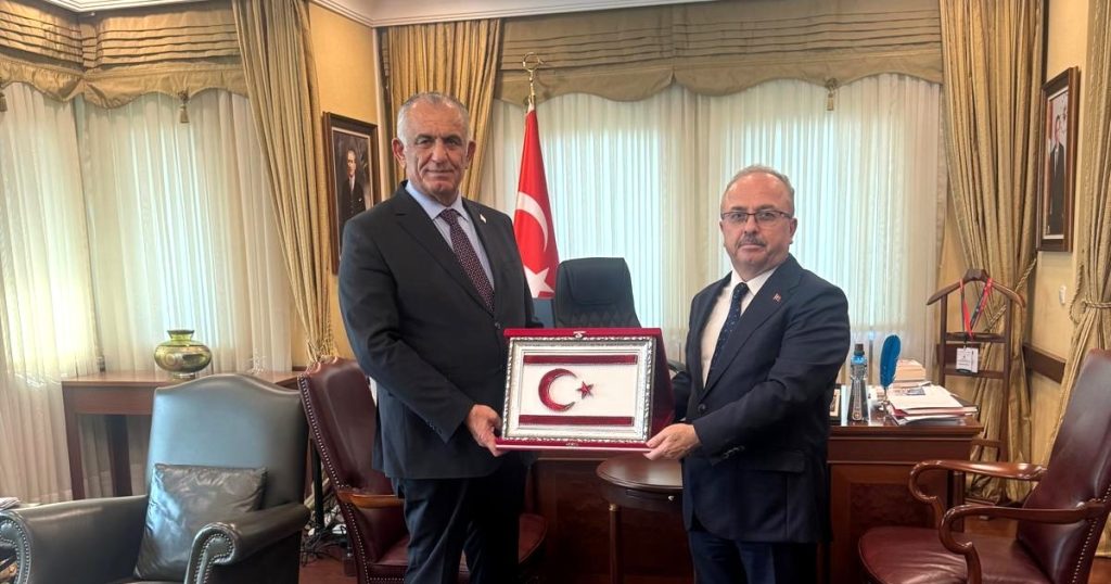 Çavuşoğlu, Türkiye’nin Bakü Büyükelçiliği’ni ziyaret etti – BRTK