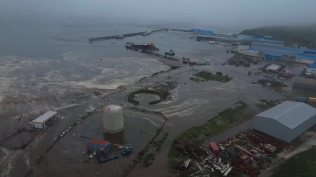Tsunami dalgaları Hawaii’yi etkilemeye başladı… Rusya’da tsunami dalgalarının boyu beş metreyi buldu – BRTK