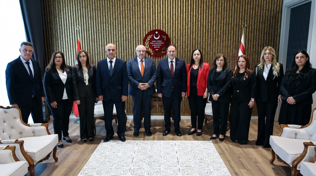 Öztürkler, Türkiye’den gelen siyasi parti temsilcilerini kabul etti – BRTK