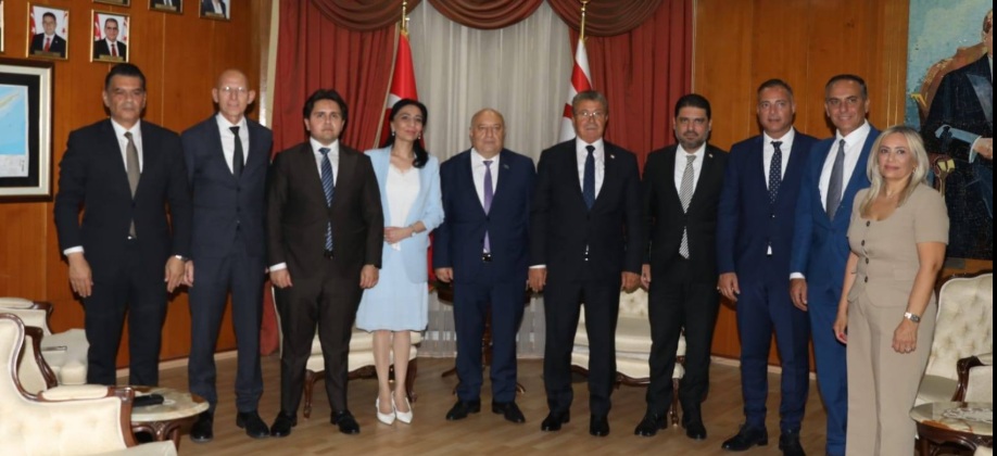 Başbakan Üstel Yeni Azerbaycan Partisi üyelerini kabul etti – BRTK