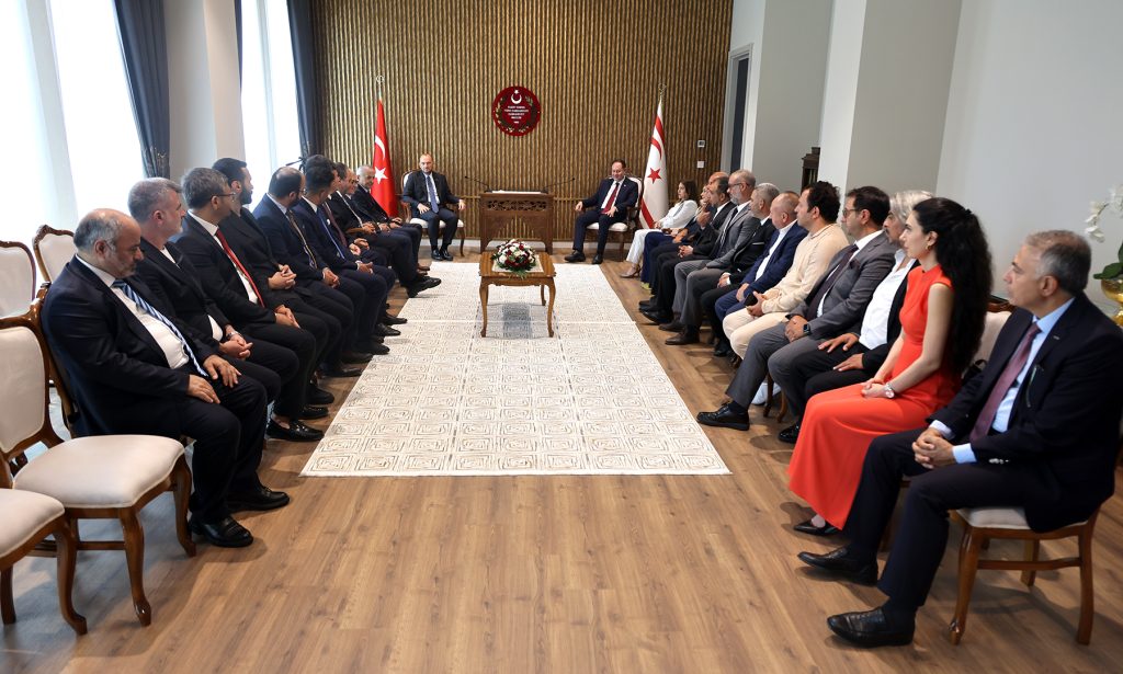 Meclis Başkanı Ziya Öztürkler, MÜSİAD heyetini kabul etti – BRTK