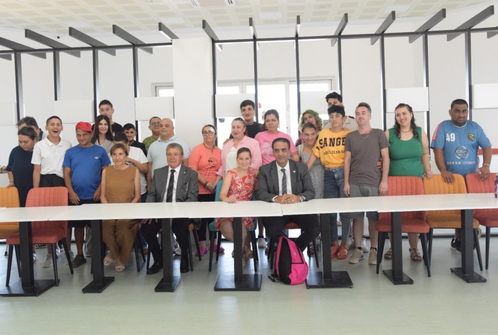 Başbakan Üstel ve Bakan Gardiyanoğlu, Engelsiz Yaşam Evi’ni ziyaret etti – BRTK