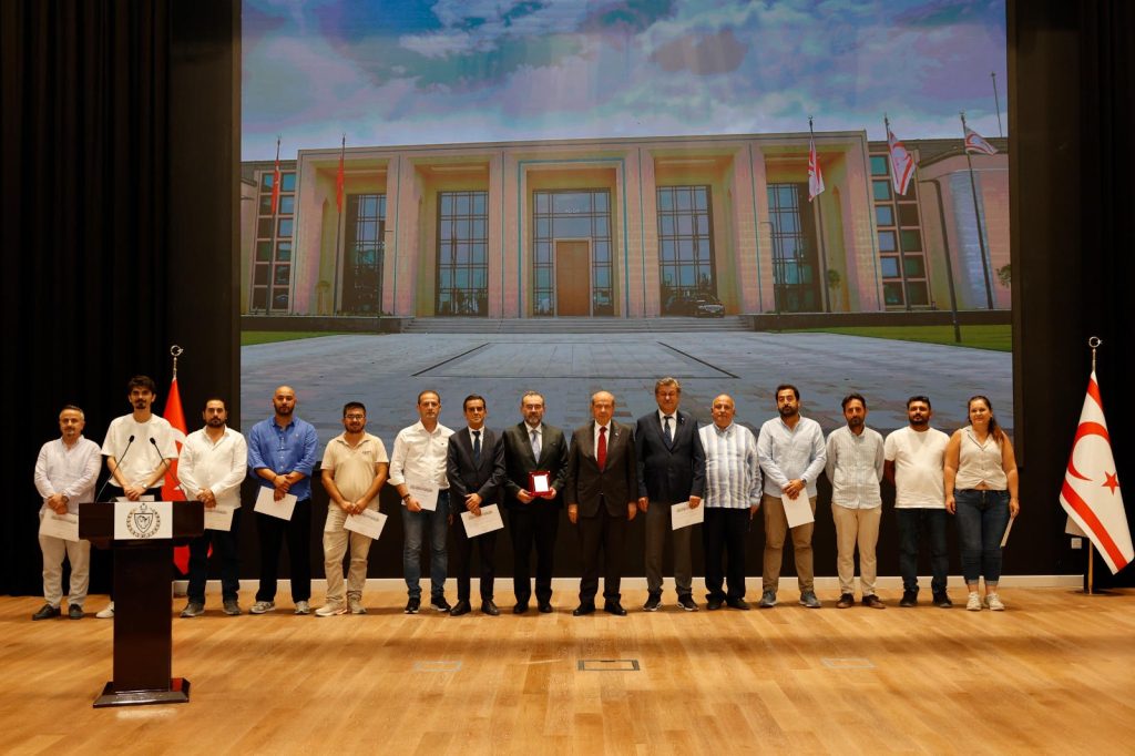 Tatar’dan yerleşkeye emeği geçen ekibe teşekkür:Yerel firmalarımızdan da yararlanarak, KKTC’ye kalıcı bir eser kazandırdık – BRTK