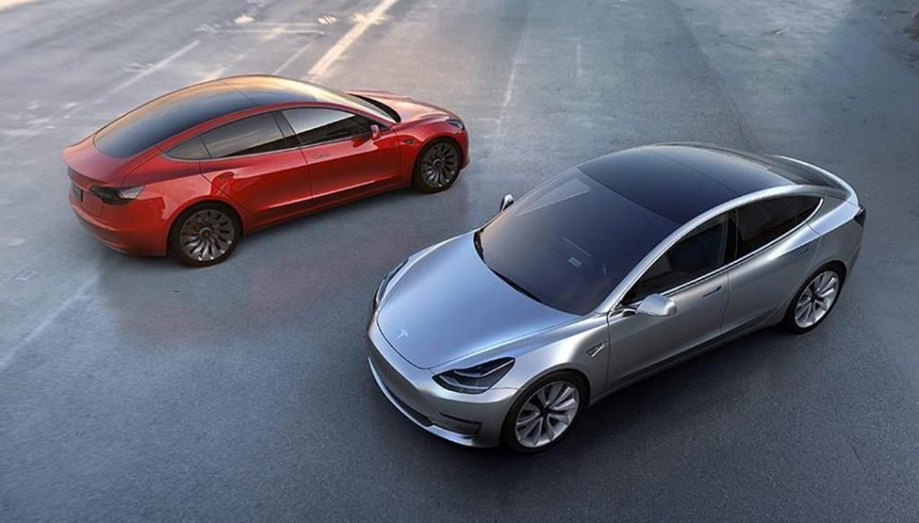 Tesla’dan Model 3’e zam