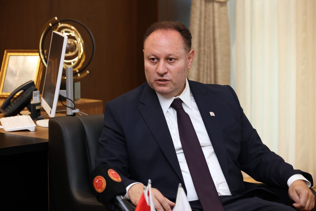 Öztürkler Eskişehir’deki orman yangını şehitleri için taziye mesajı yayımladı,Limasol’daki yangını da üzüntüyle takip ettiklerini söyledi – BRTK