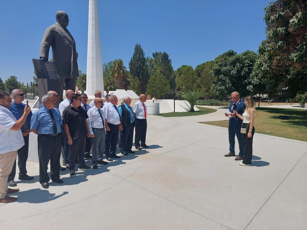 Muharip dernekler TMT Anıtı’ndaki törende “TMT ve EOKA’yı aynı gören zihniyetleri” kınadı – BRTK