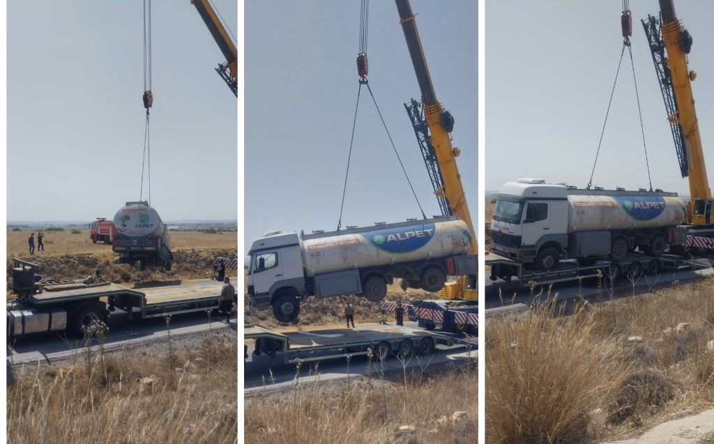 Devrilen akaryakıt yüklü tanker kaldırıldı, yol yeniden trafiğe açıldı – BRTK