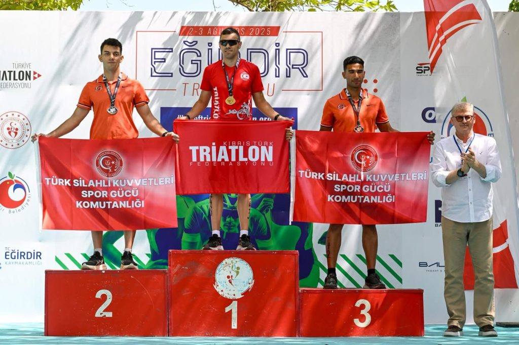 Triatletler, Eğirdir’de kürsüye çıktı – BRTK