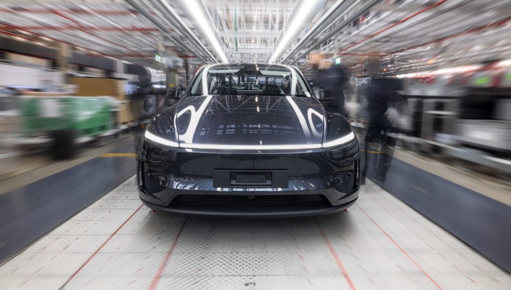 Tesla açıkladı… 100 binincisi üretildi