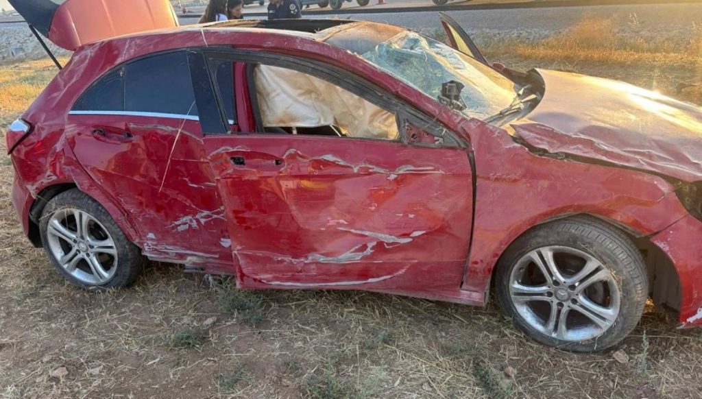 Antalya’da otomobil devrildi: Bir ölü, bir yaralı – Son Dakika Türkiye Haberleri