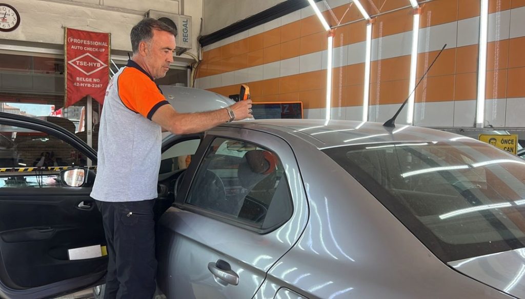 Araç almak istedi, ekspertizde hayatının şokunu yaşadı! 7 arabadan parça alıp tek otomobil yapmışlar