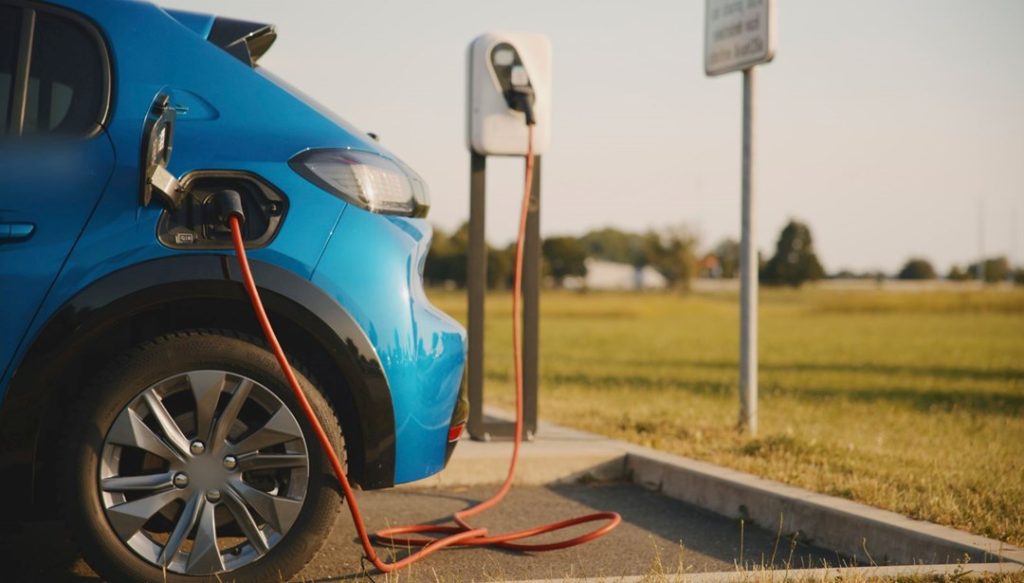 Rapor ortaya çıktı… PHEV araçlar benzinli otomobiller kadar çevreyi kirletiyor