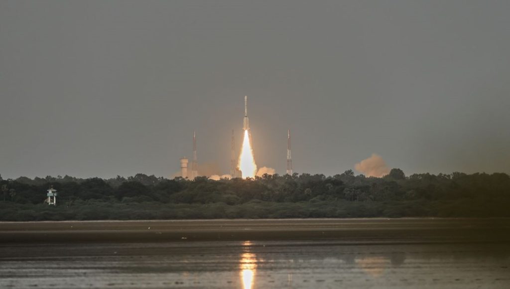 Pakistan uzaya hiperspektral uydu gönderdi: Tarım, su ve şehirler takipte