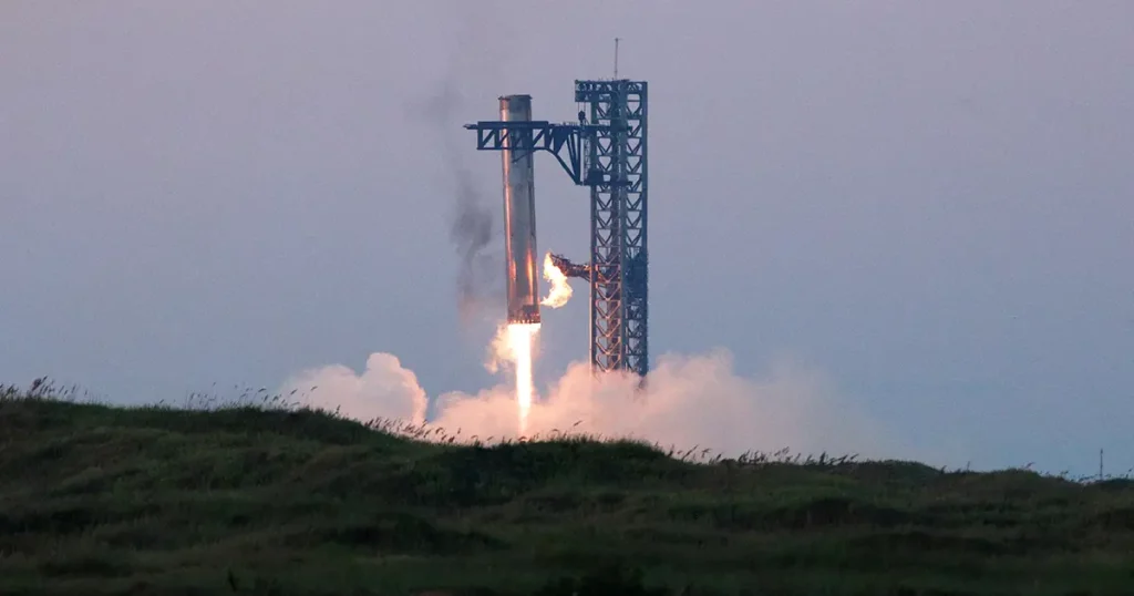SpaceX’in Starship güçlendirici testi de hüsranla bitti