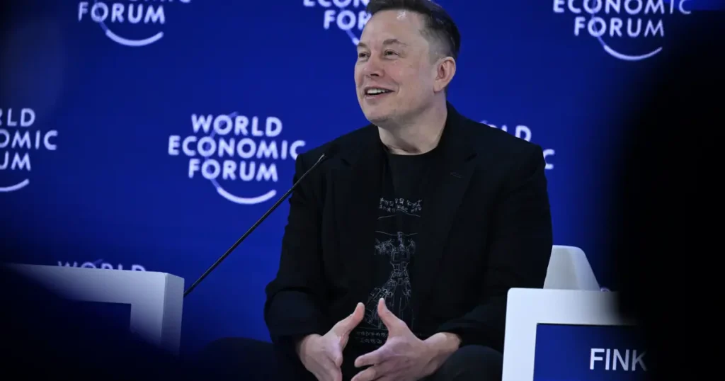 Elon Musk: Gelecek yılın sonunda insansız robotları satmaya başlayacağız