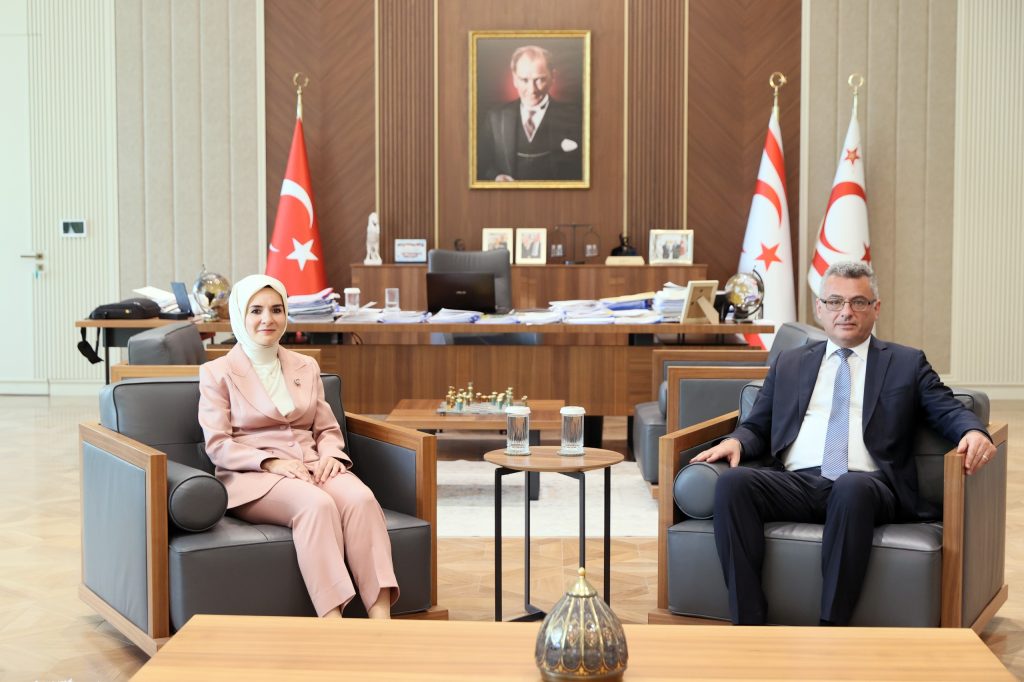 Cumhurbaşkanı Erhürman Türkiye Aile ve Sosyal Hizmetler Bakanı Göktaş’ı kabul etti – BRTK