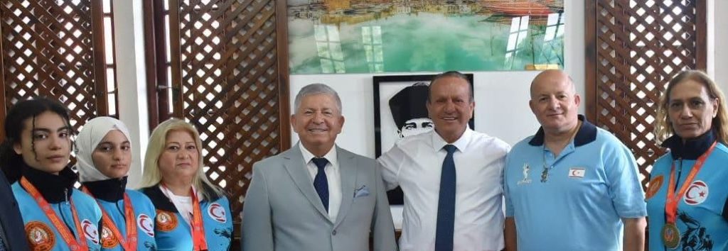 Ataoğlu, Dünya Budo Kupası’nda şampiyon olan KKTC Budo Milli Takımı sporcularını kabul etti – BRTK