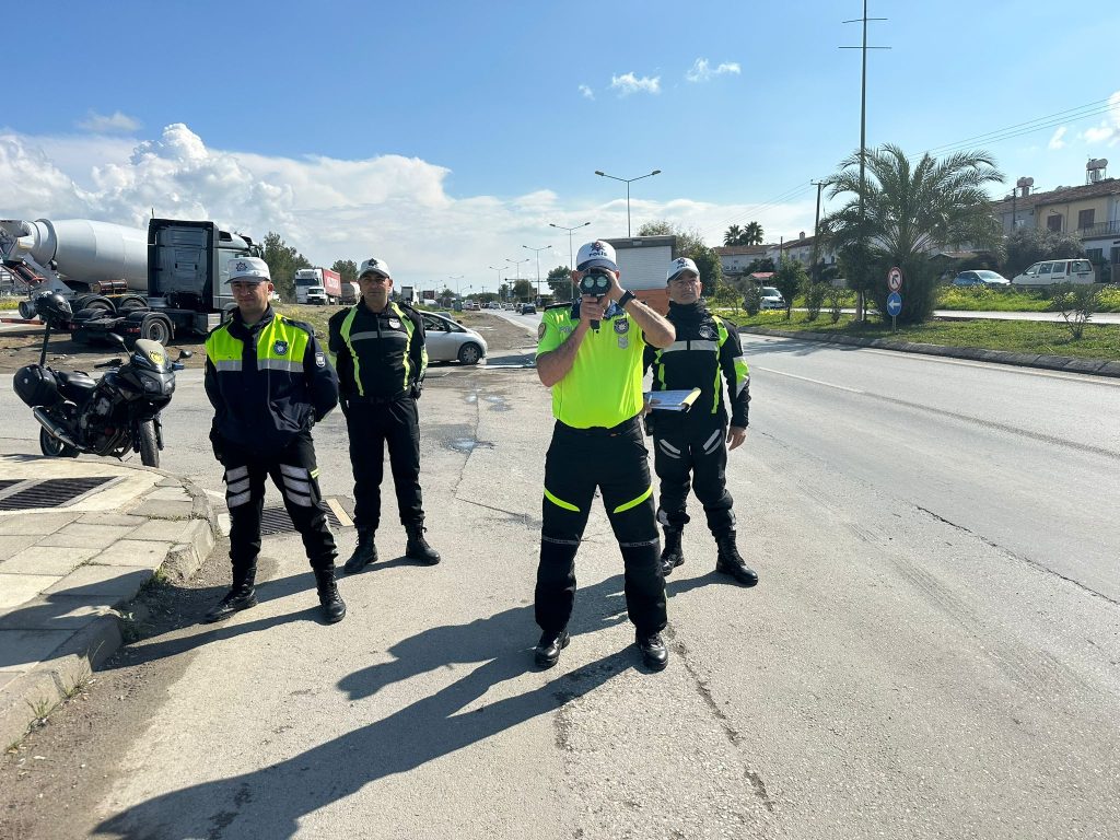 Trafik denetimlerinde 53 araç trafikten men edildi, iki sürücü tutuklandı – BRTK